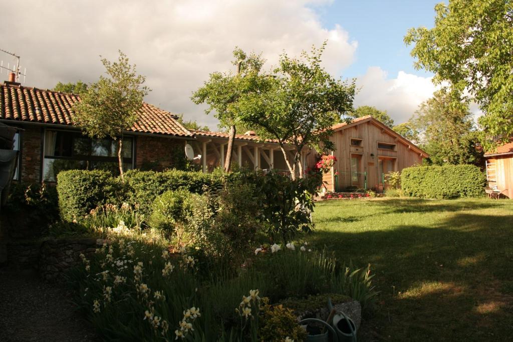 La Belle Epoque Bed and Breakfast Sansac-de-Marmiesse Exteriör bild